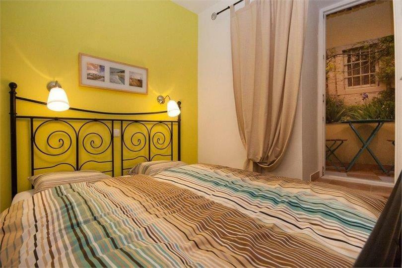 Apartments Mediteranea Baska  Bagian luar foto