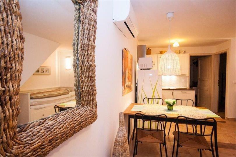 Apartments Mediteranea Baska  Bagian luar foto