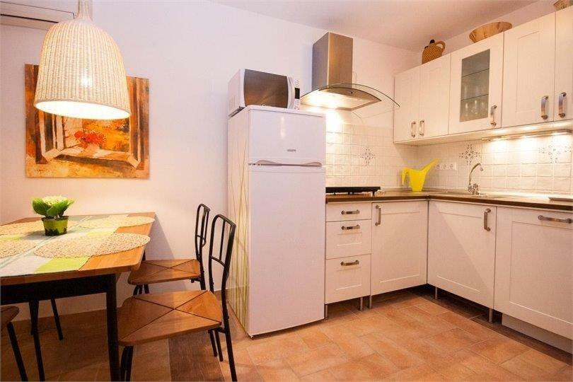 Apartments Mediteranea Baska  Bagian luar foto